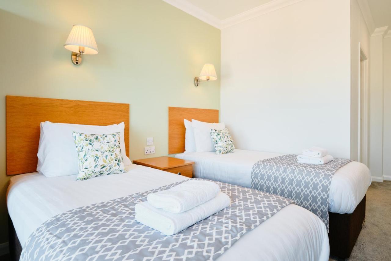 The Kilbirnie Hotel New Quay Dış mekan fotoğraf