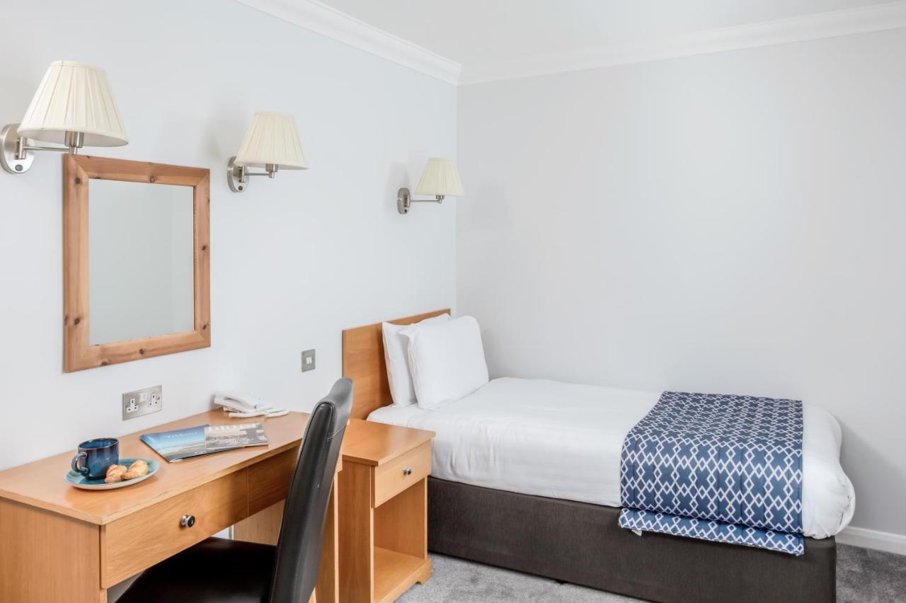 The Kilbirnie Hotel New Quay Dış mekan fotoğraf