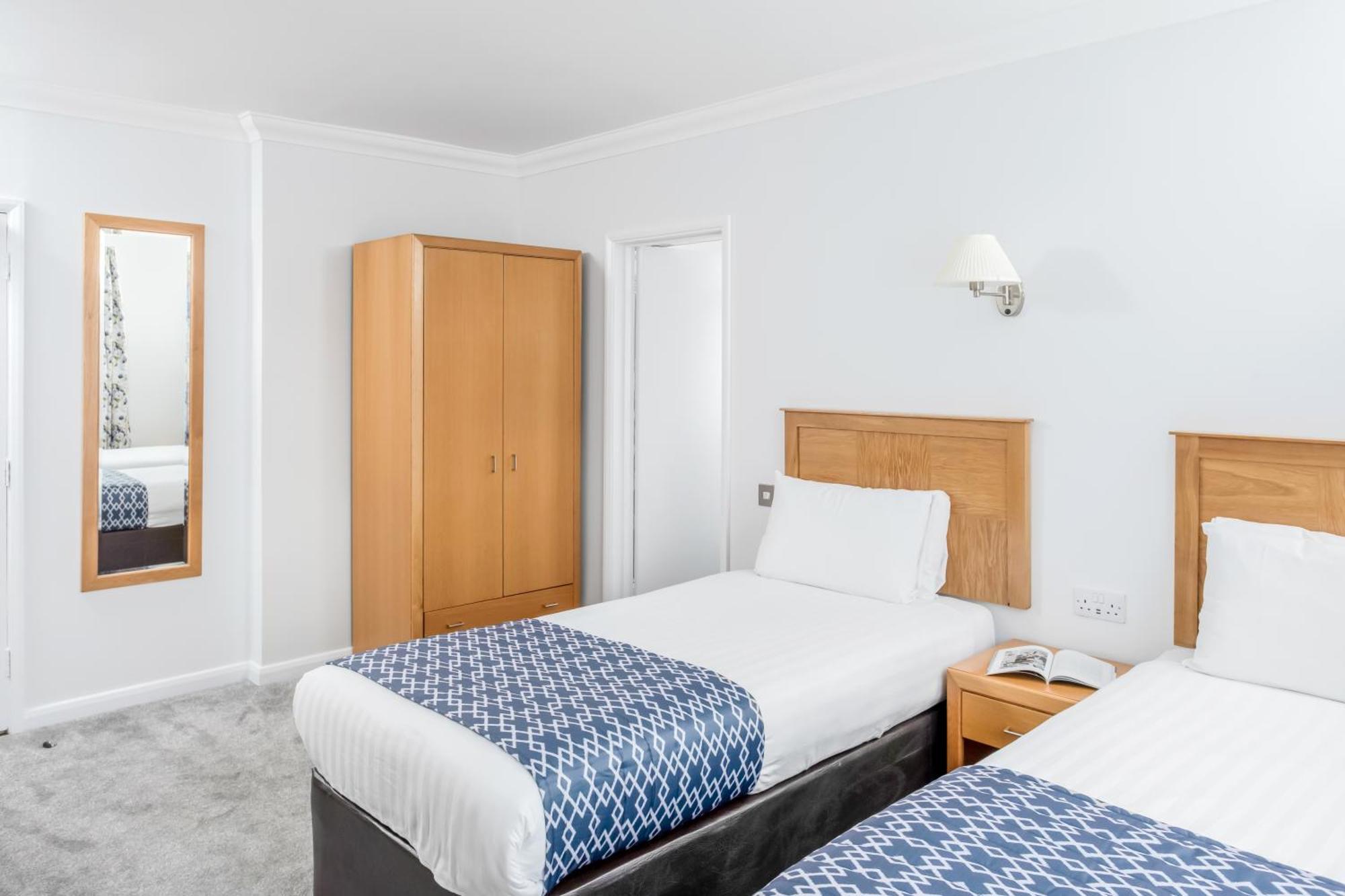 The Kilbirnie Hotel New Quay Dış mekan fotoğraf